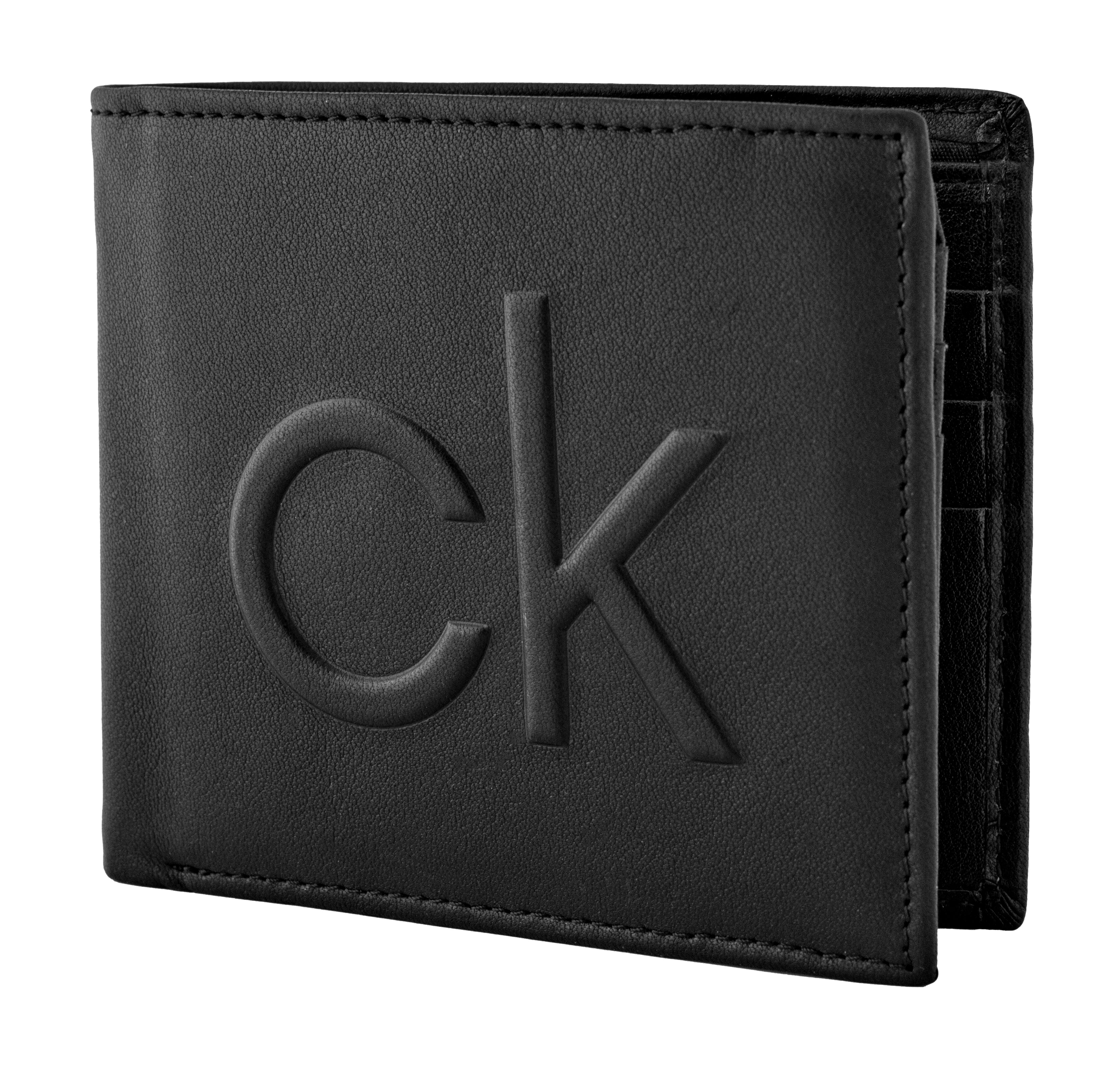 Calvin Klein gift set includes a smooth leather