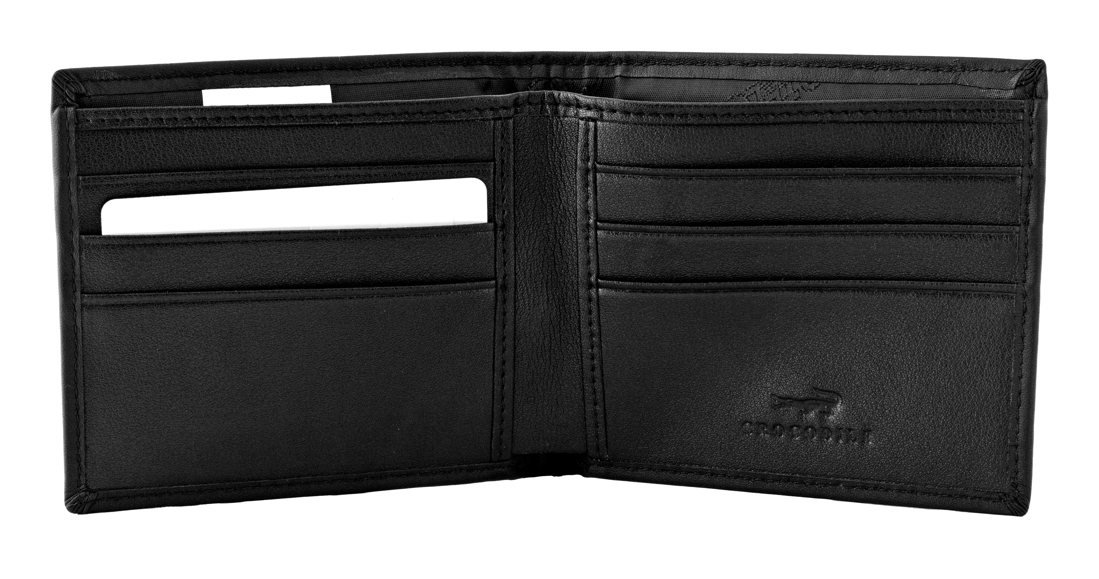 Lacoste gift set includes a smooth leather